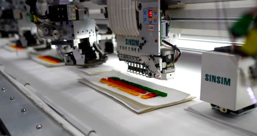 Flat, Tufting Embroidery Machine